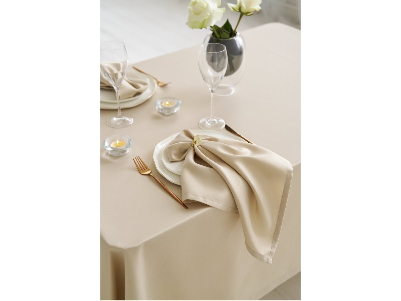 Tablecloth latte Saten, width 320 cm 5 Tablecloth latte Saten, width 320 cm 5