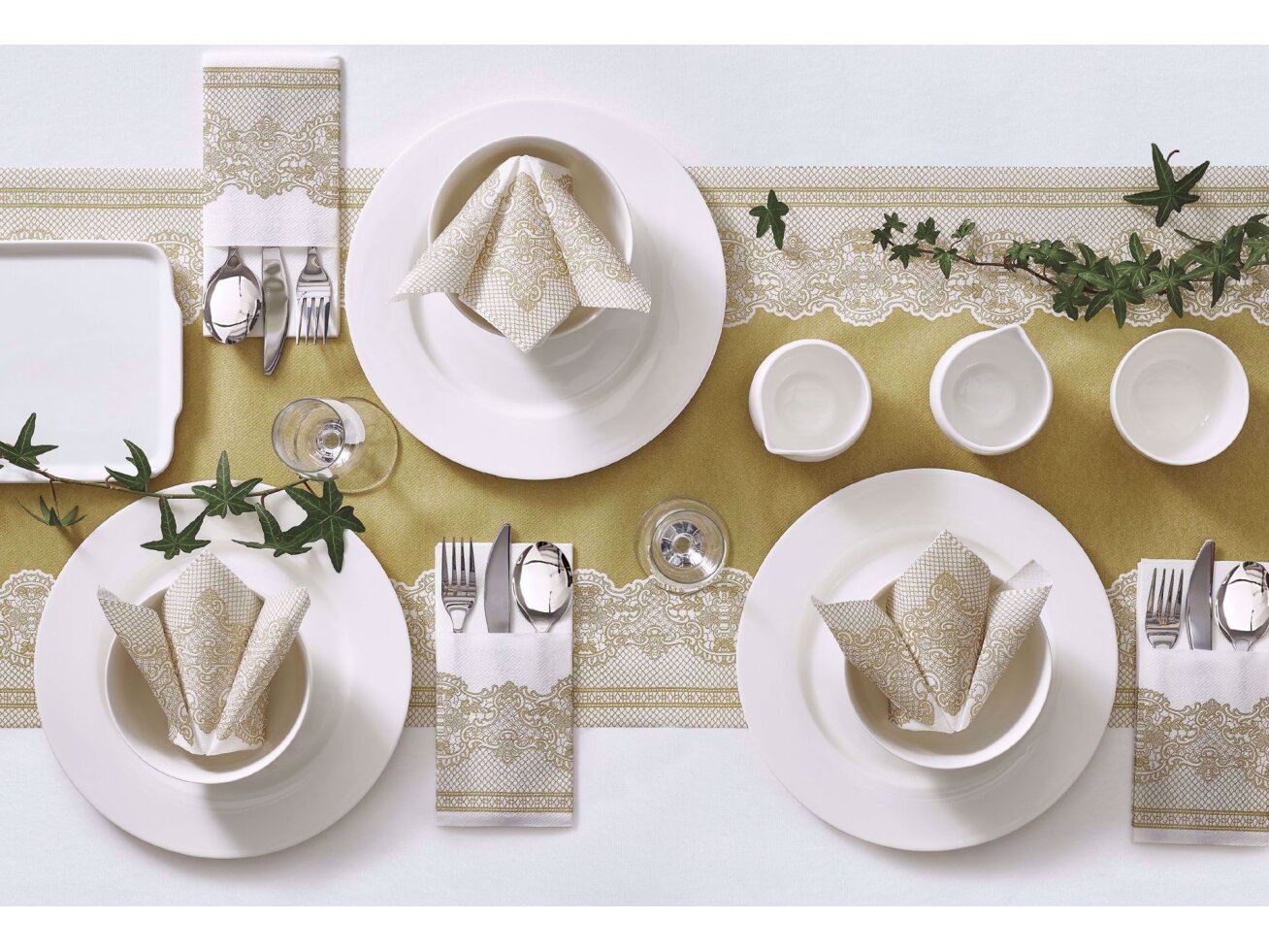 Table runner ROYAL LACE gold, Airlaid textile 2 Table runner ROYAL LACE gold, Airlaid textile 2