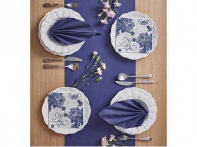 Table runner blue, Airlaid textile 1
